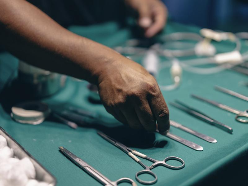 Surgical equipment