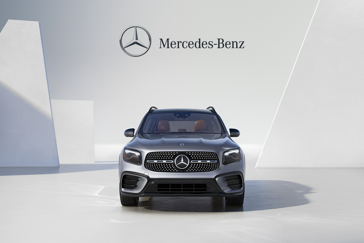 Mercedes-Benz 2025 sedan front view